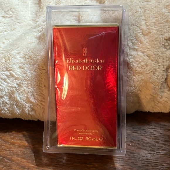 Elizabeth Arden Red Door Perfume Spray 1 OZ - Picture 4 of 4